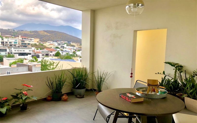 CARRETERA NACIONAL, Nuevo León, 3 Habitaciones Habitaciones, ,4 BathroomsBathrooms,Casa Habitación,Venta,CARRETERA NACIONAL,1021