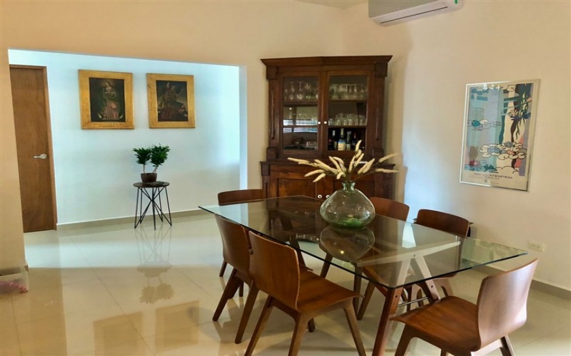 CARRETERA NACIONAL, Nuevo León, 3 Habitaciones Habitaciones, ,4 BathroomsBathrooms,Casa Habitación,Venta,CARRETERA NACIONAL,1021