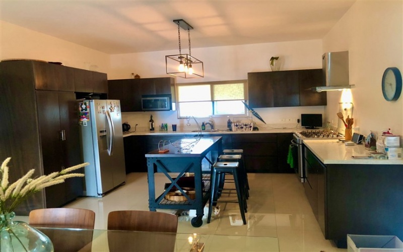 CARRETERA NACIONAL, Nuevo León, 3 Habitaciones Habitaciones, ,4 BathroomsBathrooms,Casa Habitación,Venta,CARRETERA NACIONAL,1021